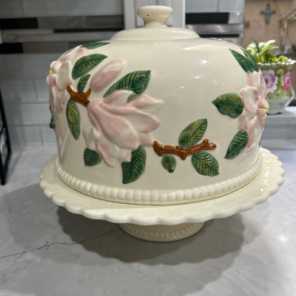 Cumberland design group Dining Vintage Ceramic Floral Cake Stand By